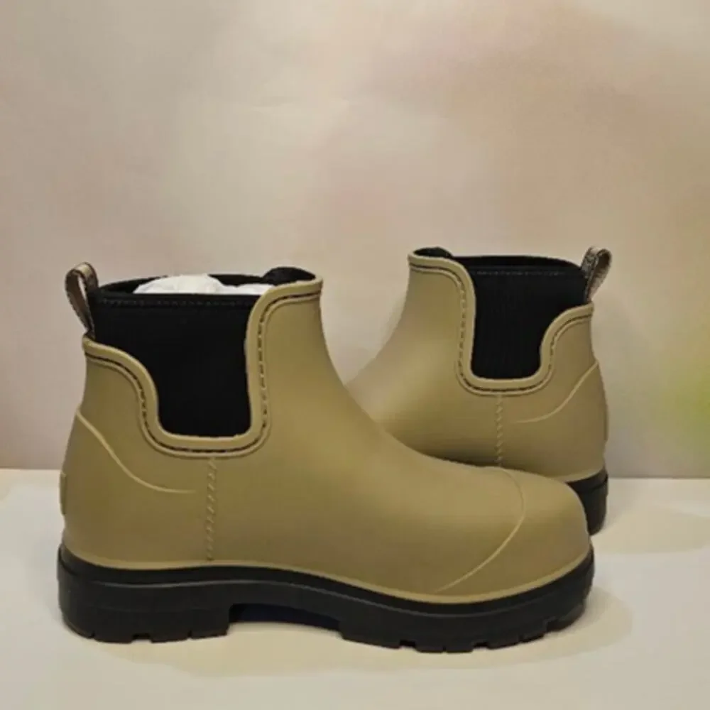 UGG greenish khaki and Black rain Boots - Picture 3 of 7
